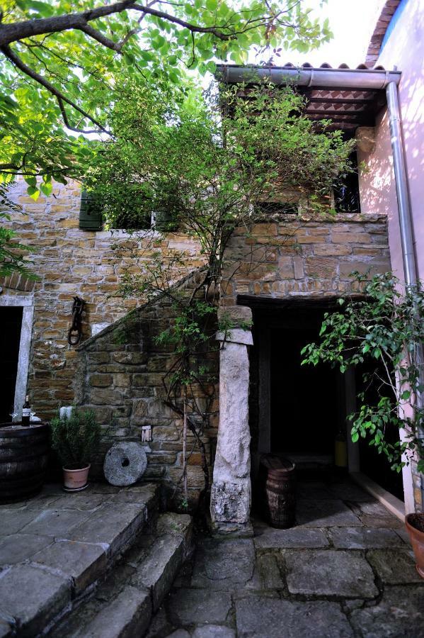 Traditional Istrian Stone House Šmarje Exteriér fotografie