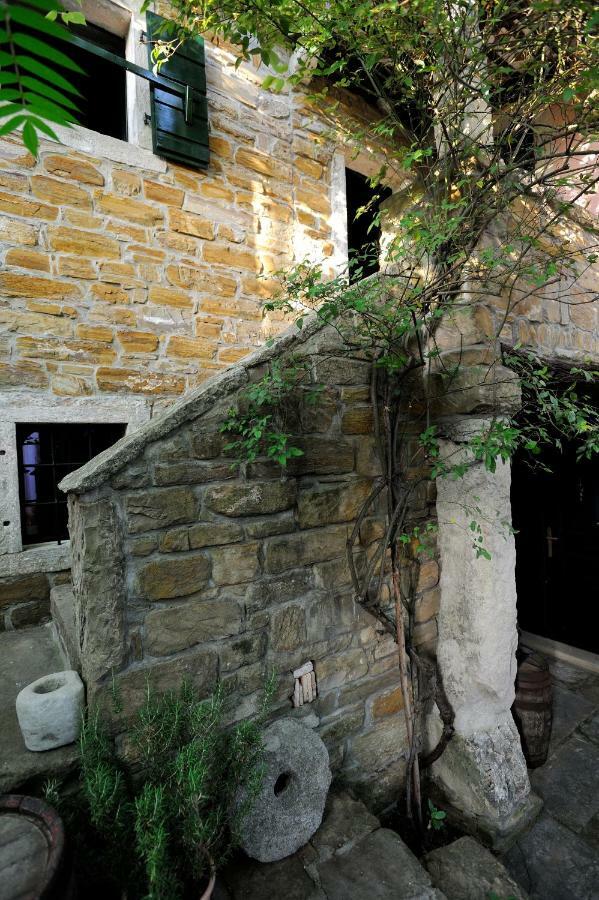 Traditional Istrian Stone House Šmarje Exteriér fotografie